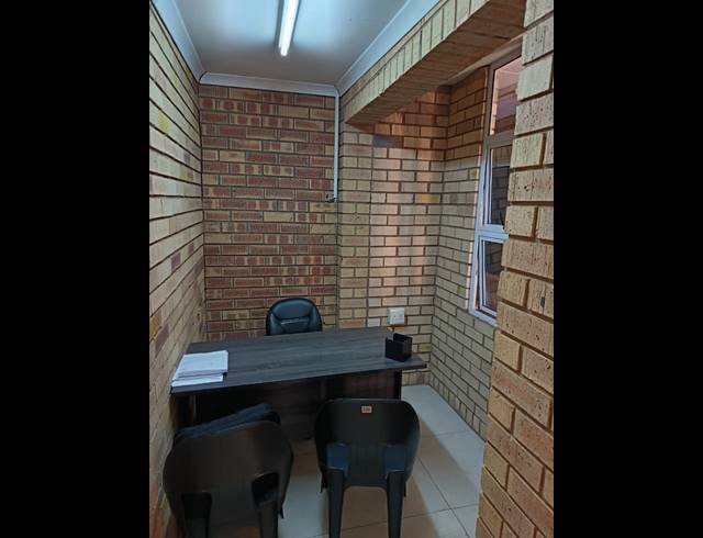 1,747M² WAREHOUSE FOR SALE IN PIETERMARITZBURG CENTRAL